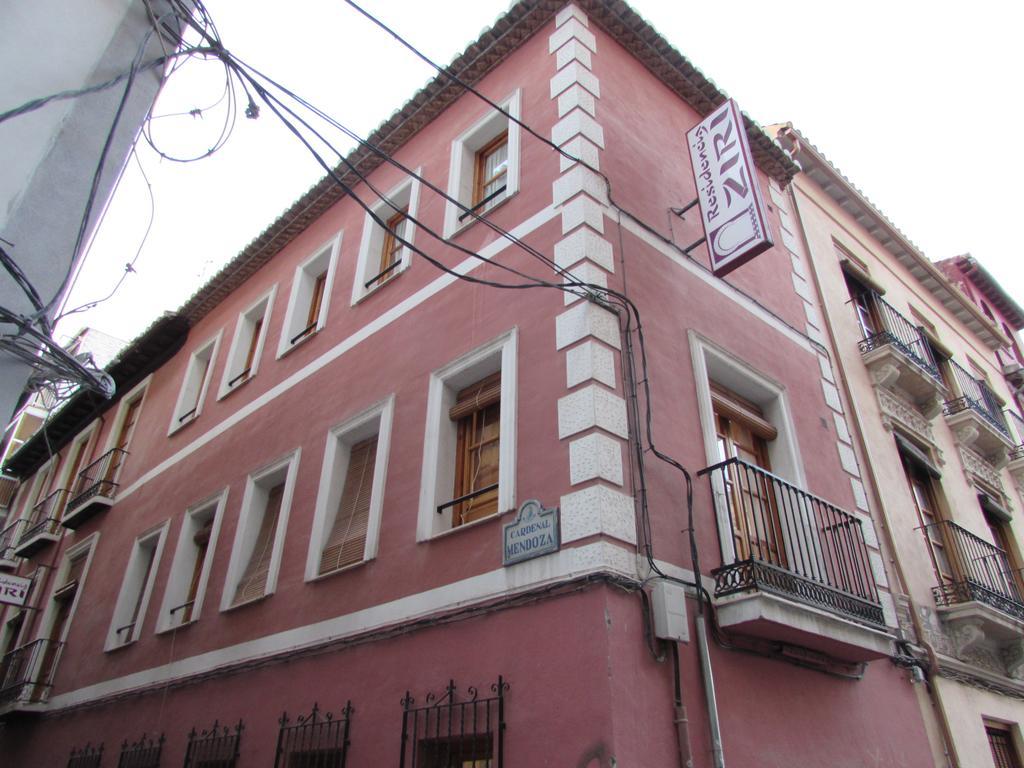 Residencia Ziri Hotel Granada Exterior foto